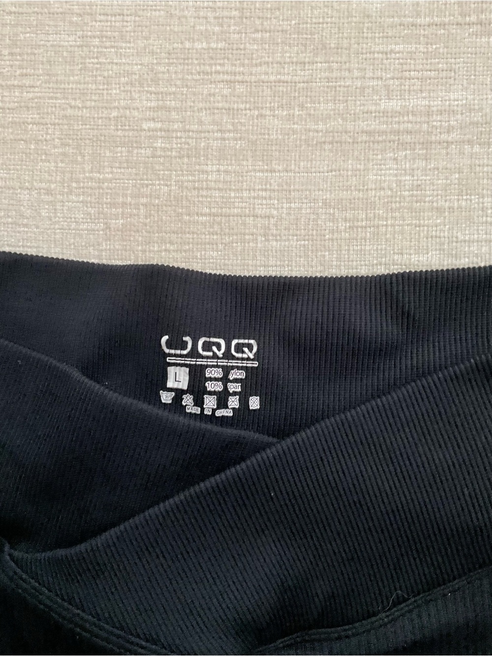 OQQ Black Ribbed High-Waist Shorts - Picture 2 of 6
